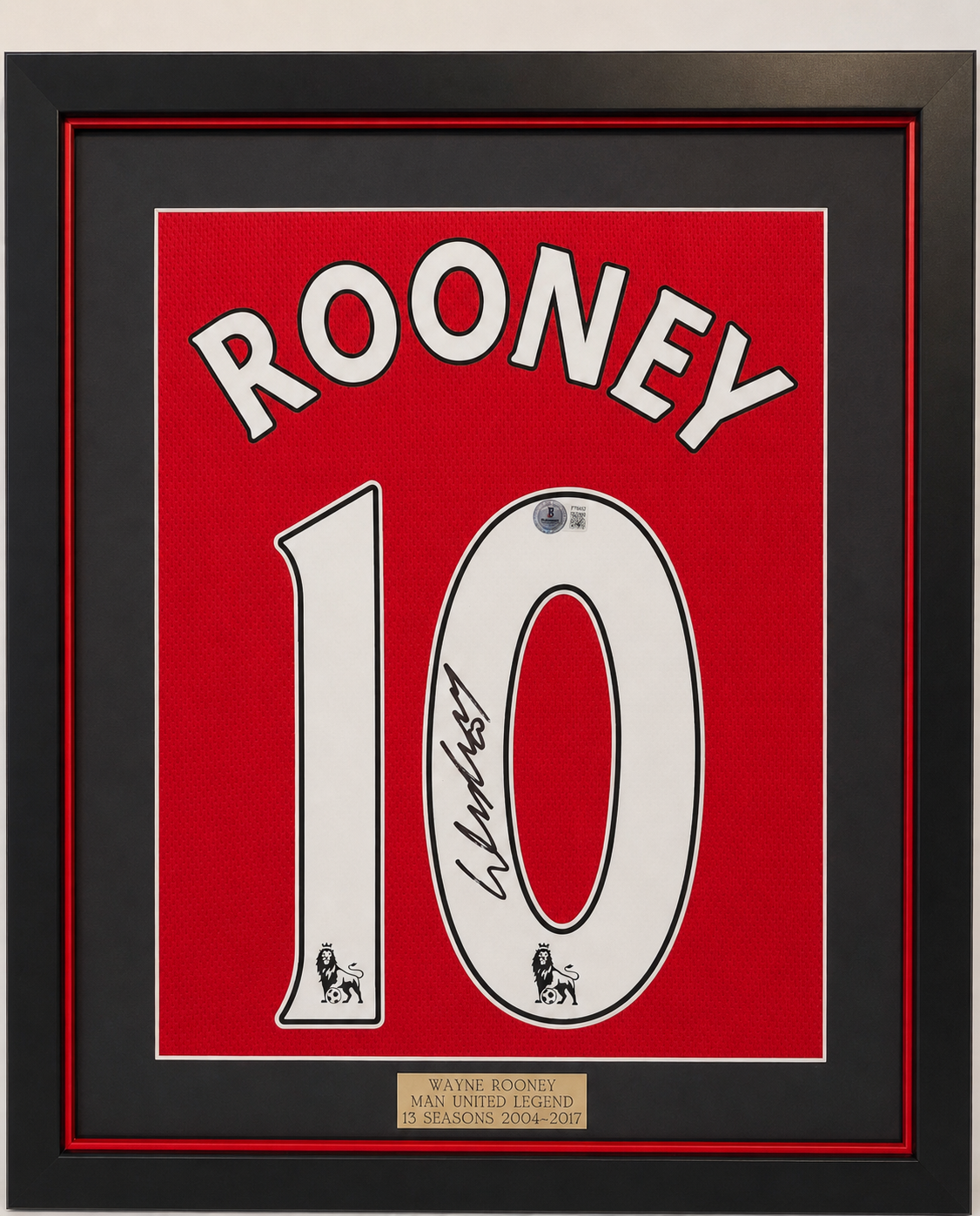 Wayne Rooney Man Utd signed shirt in display (Becketts COA)