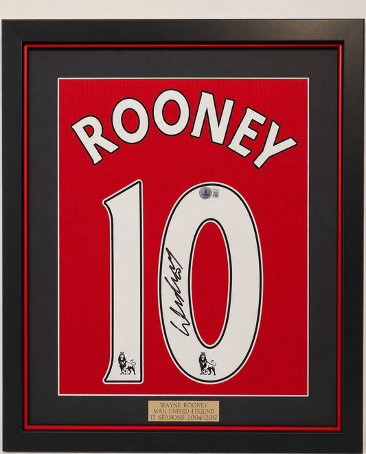 Wayne Rooney Man Utd signed shirt in display (Becketts COA)