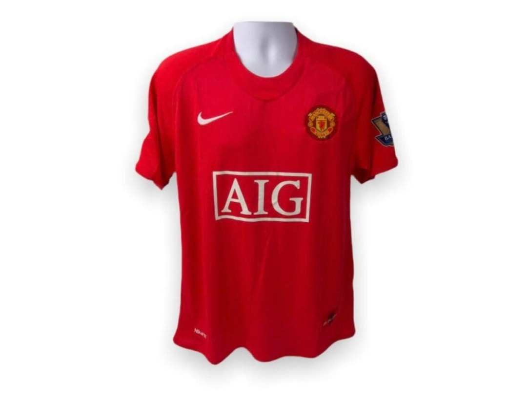 Wayne Rooney Man Utd signed shirt in display (Becketts COA)