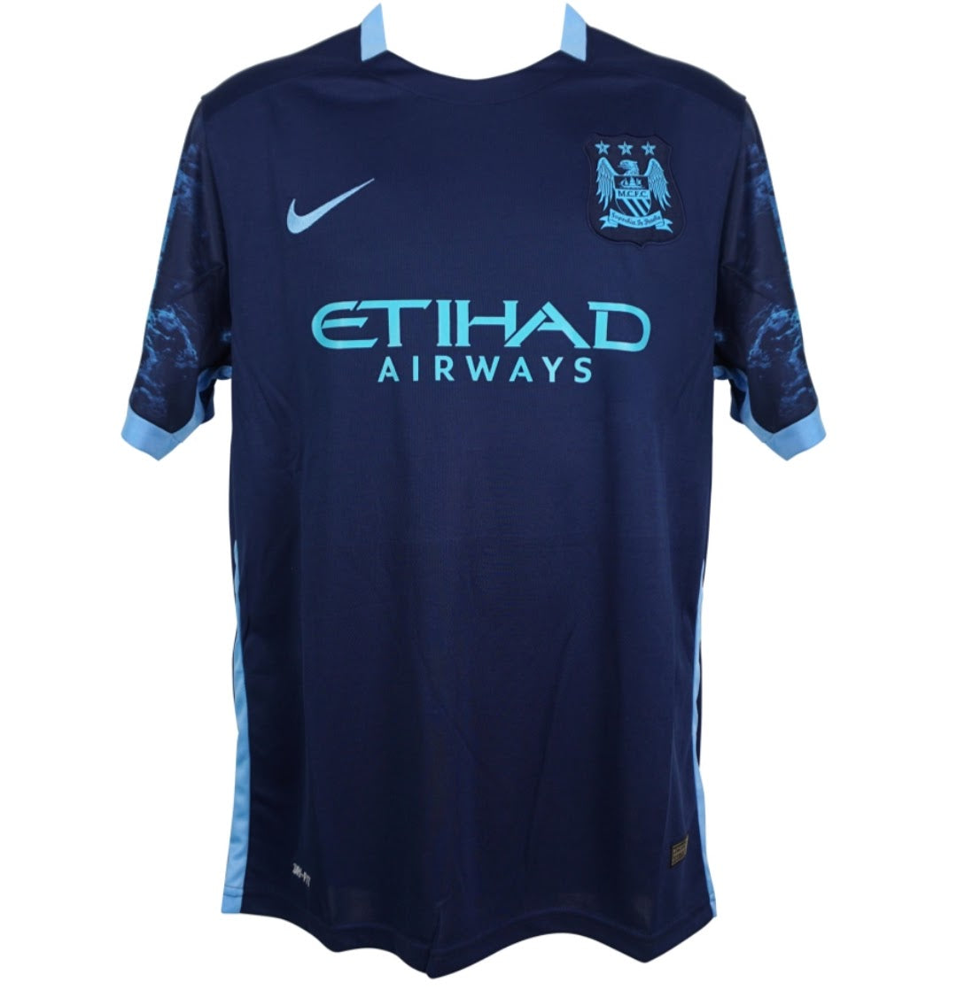 Aguero Man City signed shirt (Becketts COA)