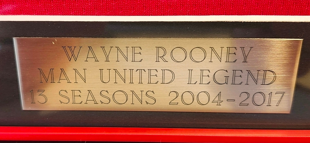Wayne Rooney Man Utd signed shirt in display (Becketts COA)